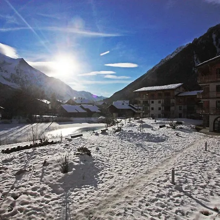 La Cordee 612 Apartment- Year *