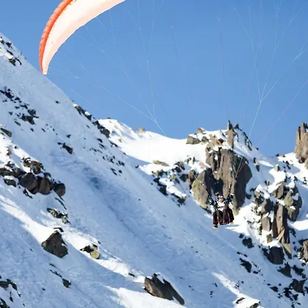 La Cordee 612 Apartment- Year Apartman