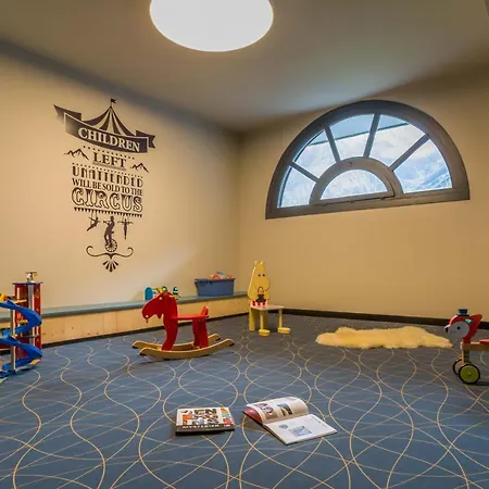 Appartement La Cordee 612 Apartment- Year *